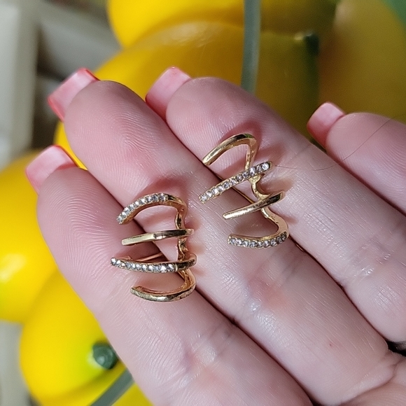 Gold Claw CZ Huggies, available in silver or gold - Picture 2 of 8